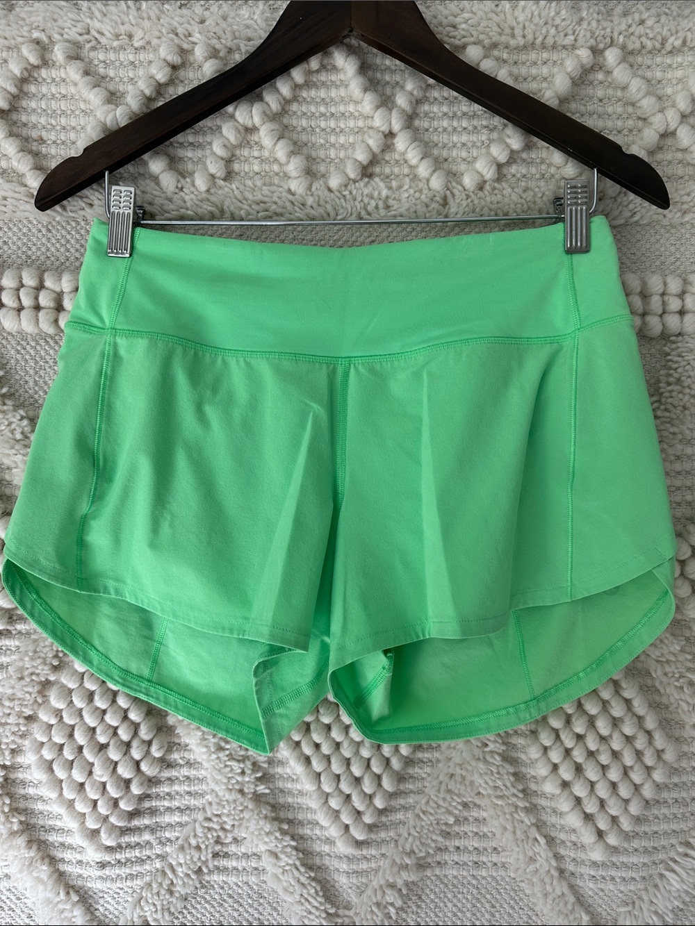 Lululemon Athletic Speed Up Shorts 4” inseam